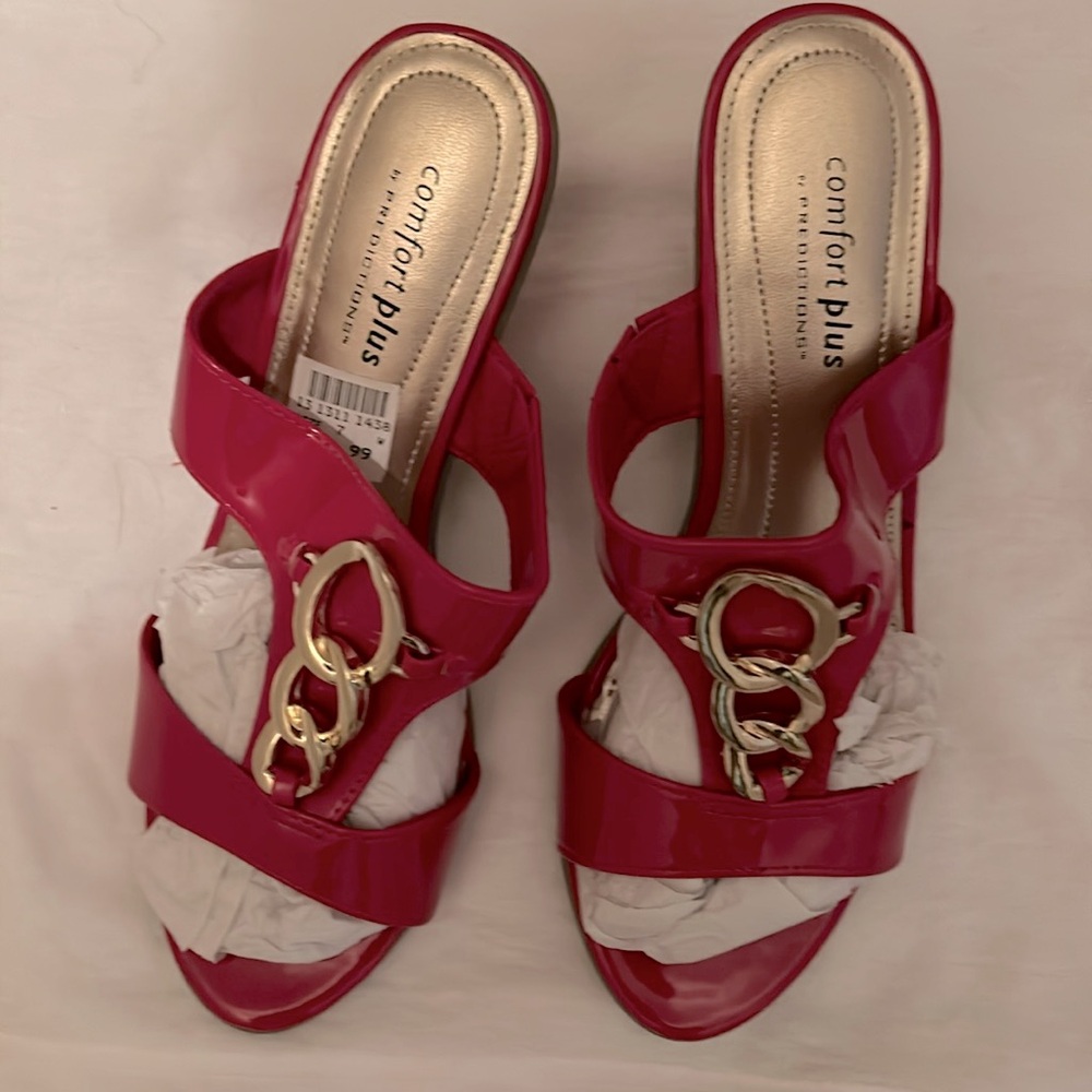 New never wear size 7 medium